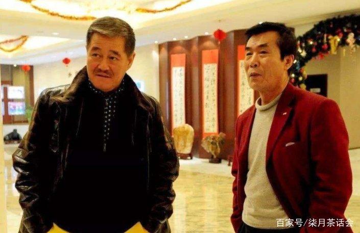 教育背后的压力与挑战，父亲辅导孩子作业致心肌梗死之痛