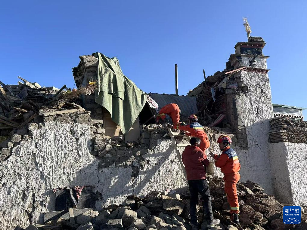 西藏遭遇地震灾难考验，众志成城救援行动进行中