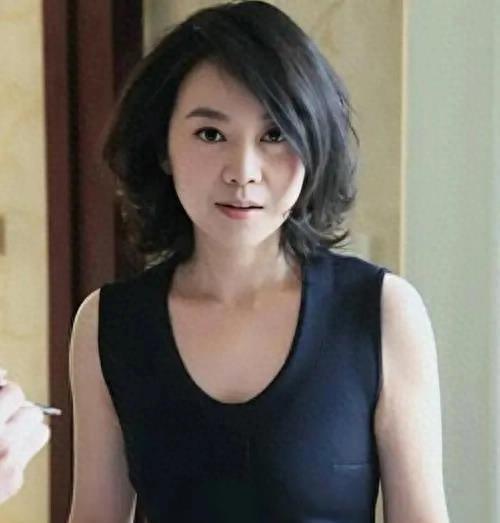 李冰冰、沈腾与闫妮的数码生活揭秘，智能手机背后的故事